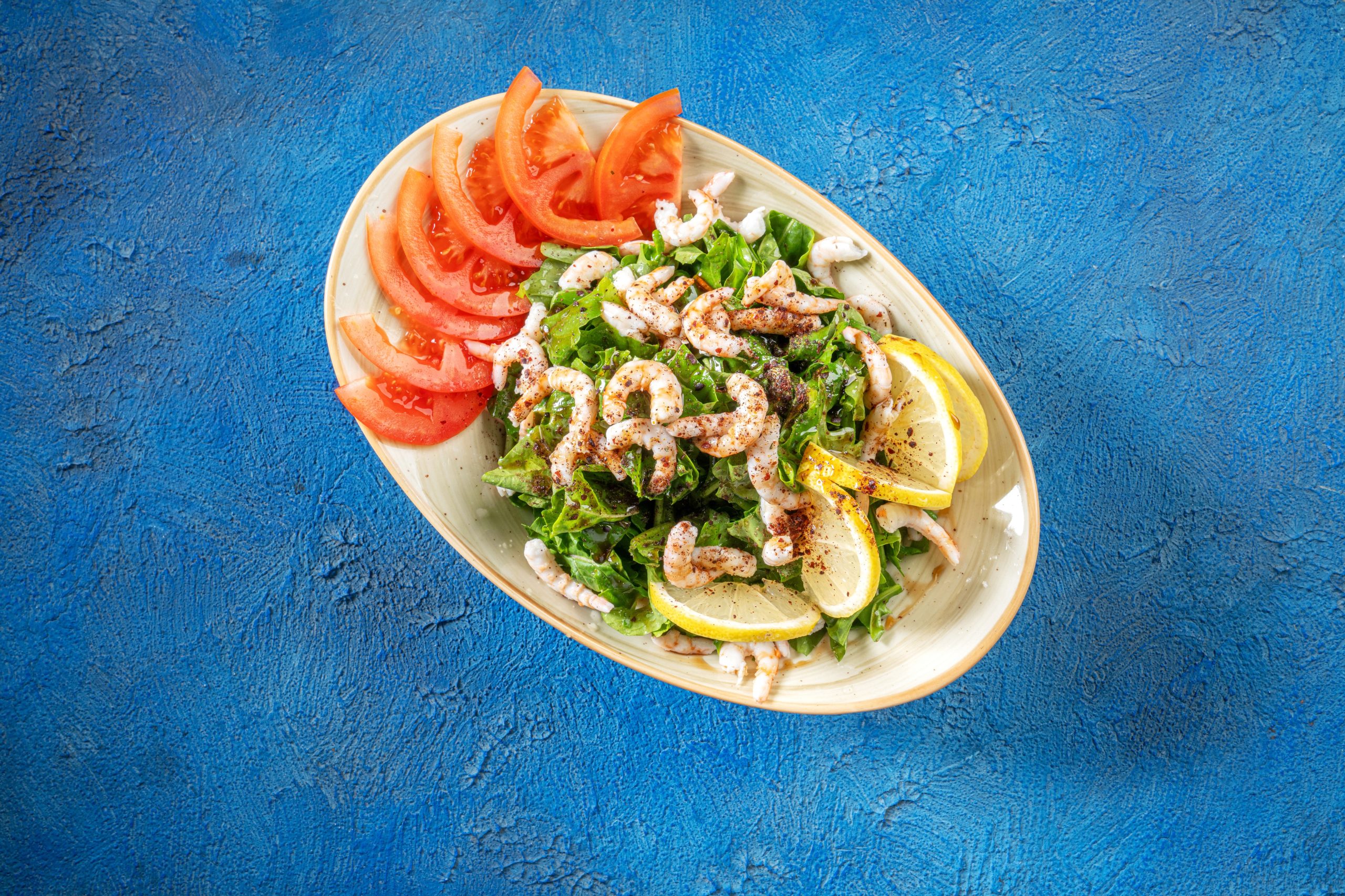 shrimps Roka salad 